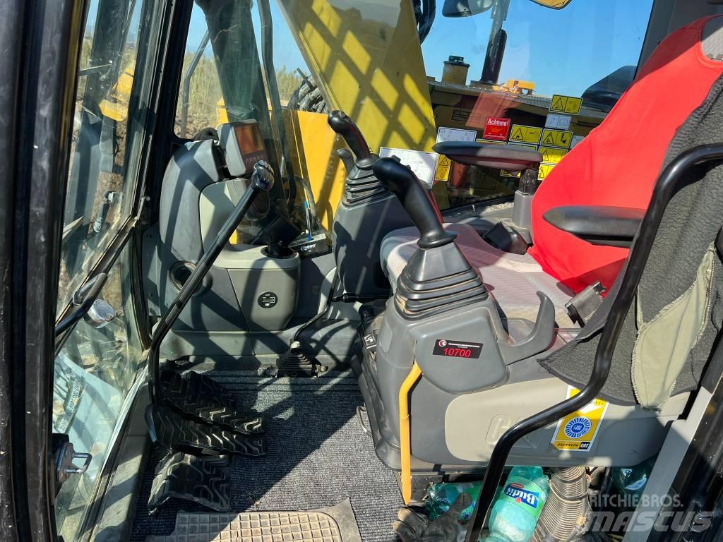 CAT 311 FL Vikšriniai ekskavatoriai