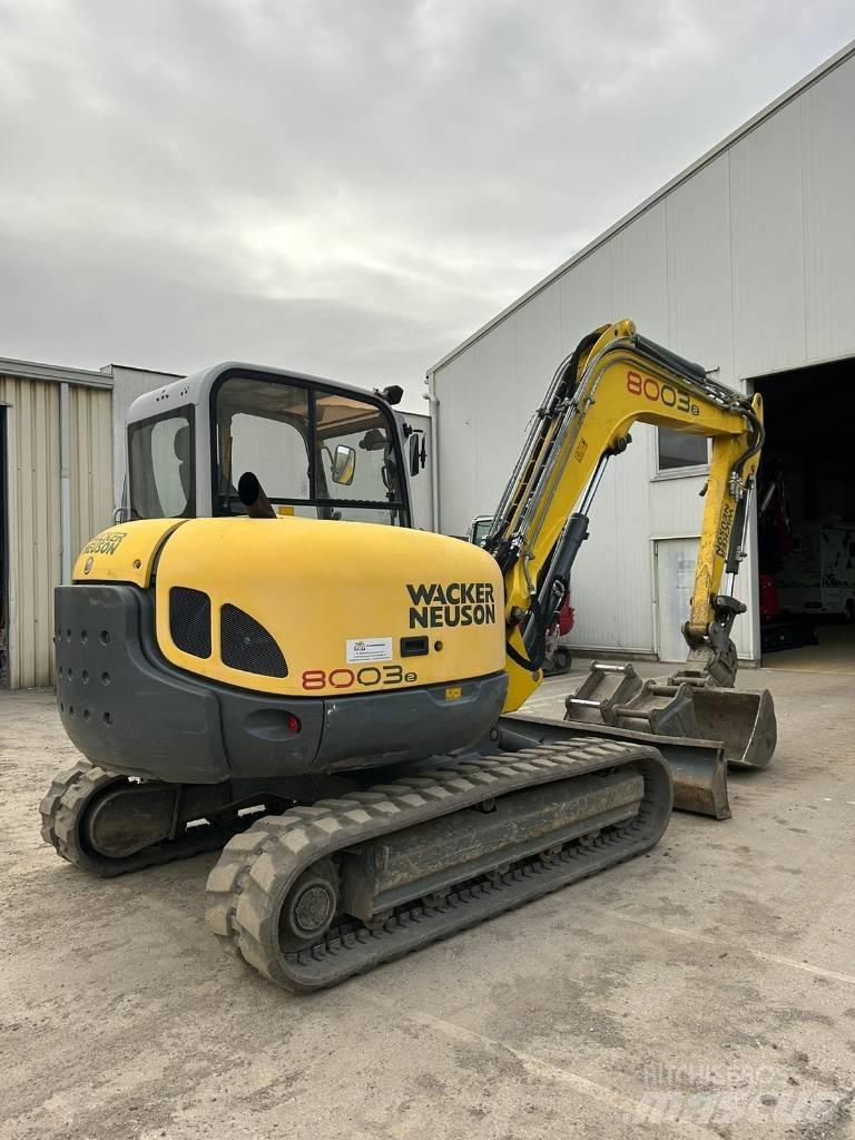 Neuson 8003 Vidutinės galios ekskavatoriai 7-12 t