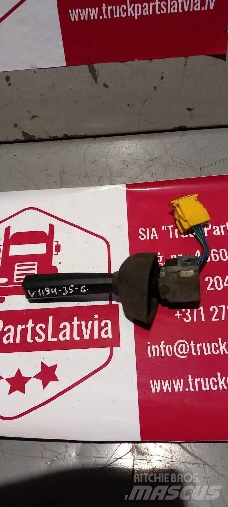 Volvo FH 12.    1624133 Kabinos ir salonai