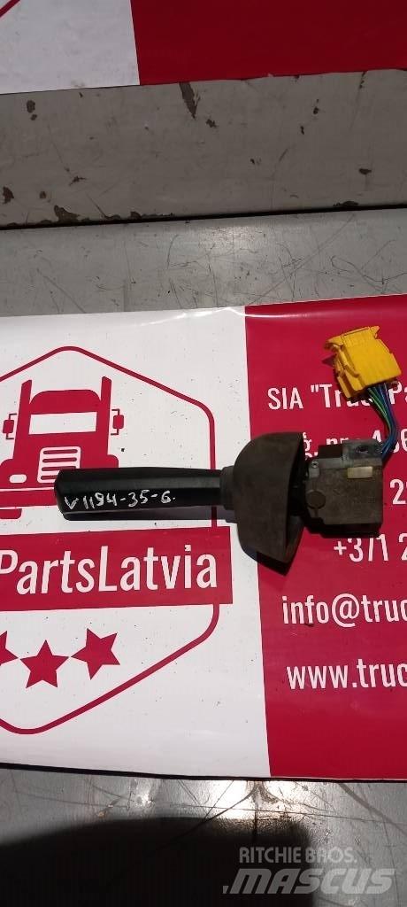 Volvo FH 12.    1624133 Kabinos ir salonai