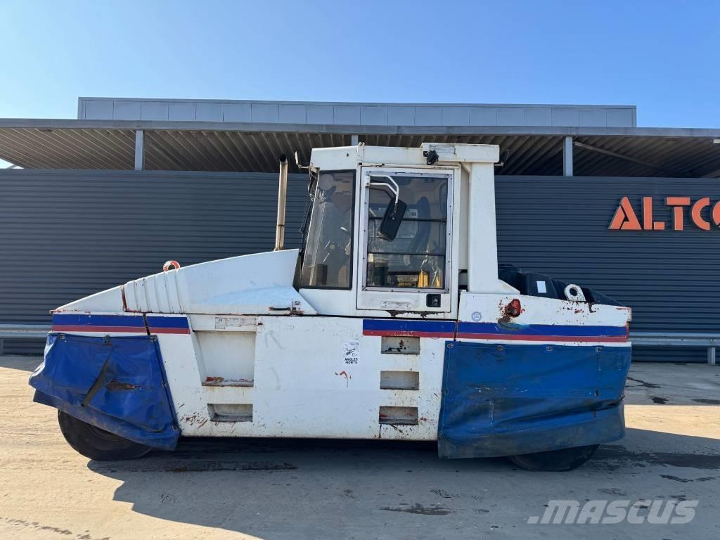 CAT PS-300B Pneumo volai