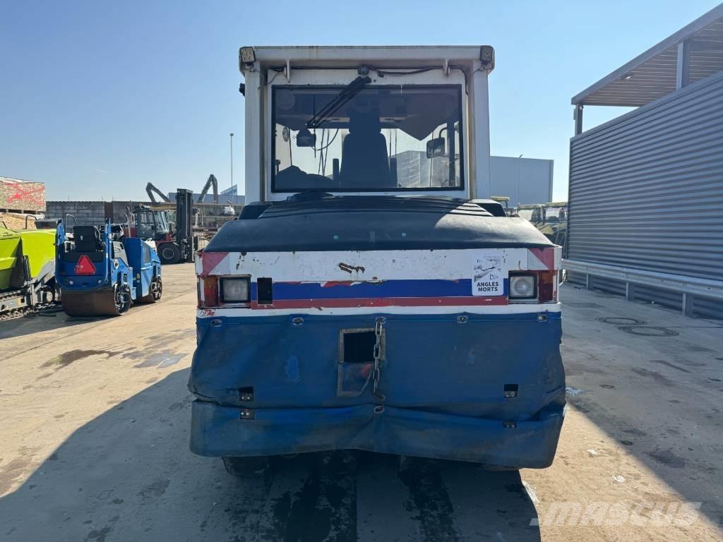 CAT PS-300B Pneumo volai