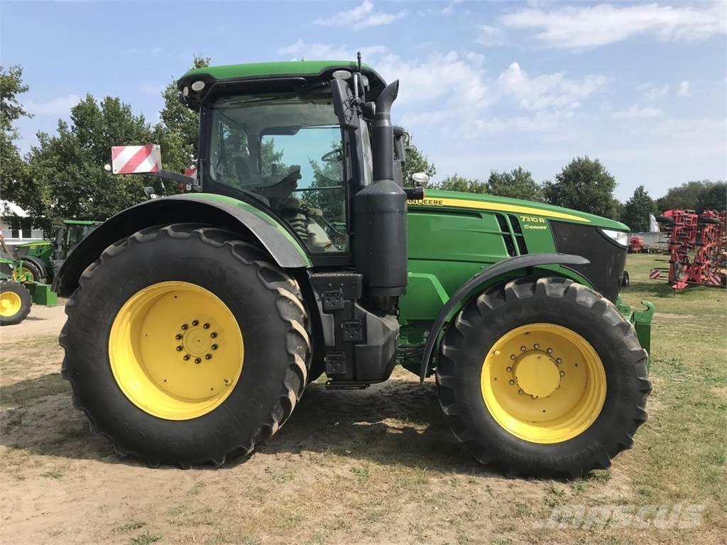 John Deere 7310R Traktoriai