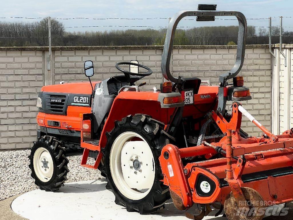 Kubota GL201 Traktoriai