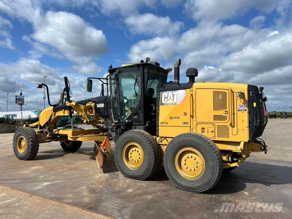 CAT 140M2 Greideriai