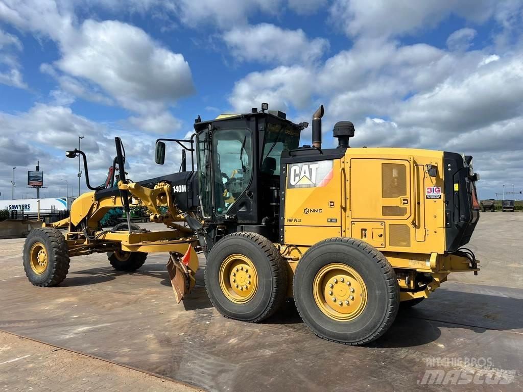 CAT 140M2 Greideriai