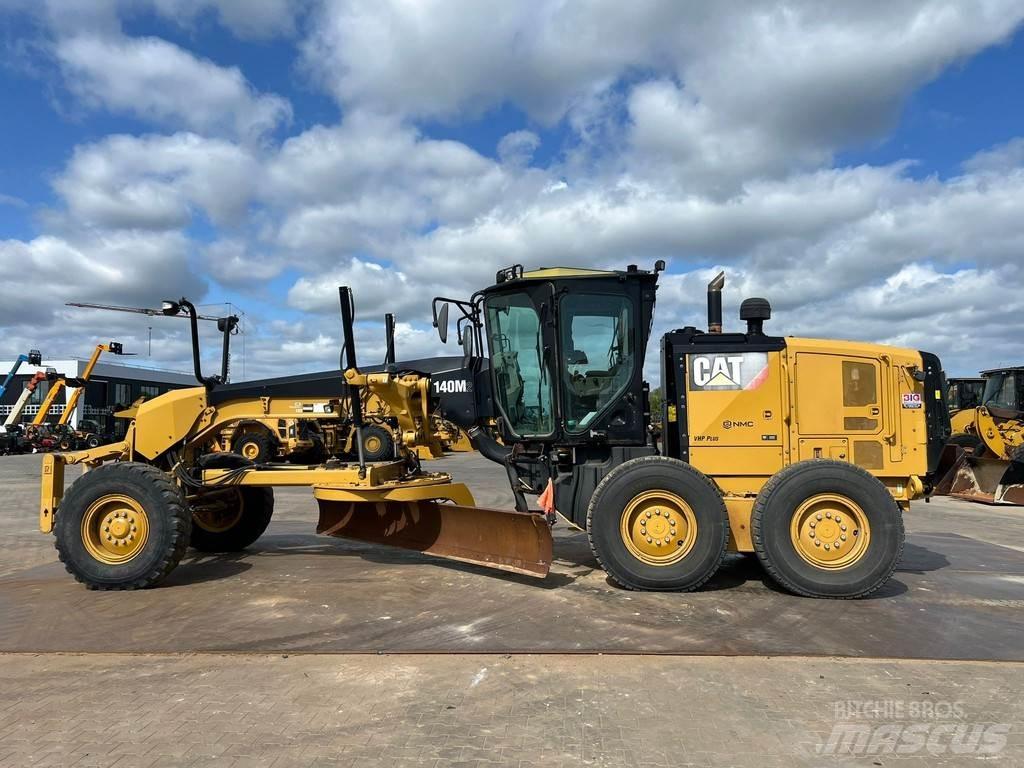 CAT 140M2 Greideriai