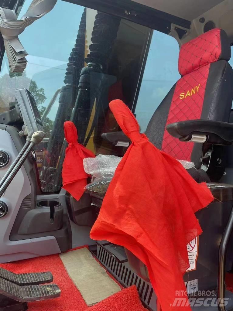 Sany SY 135 Vidutinės galios ekskavatoriai 7-12 t