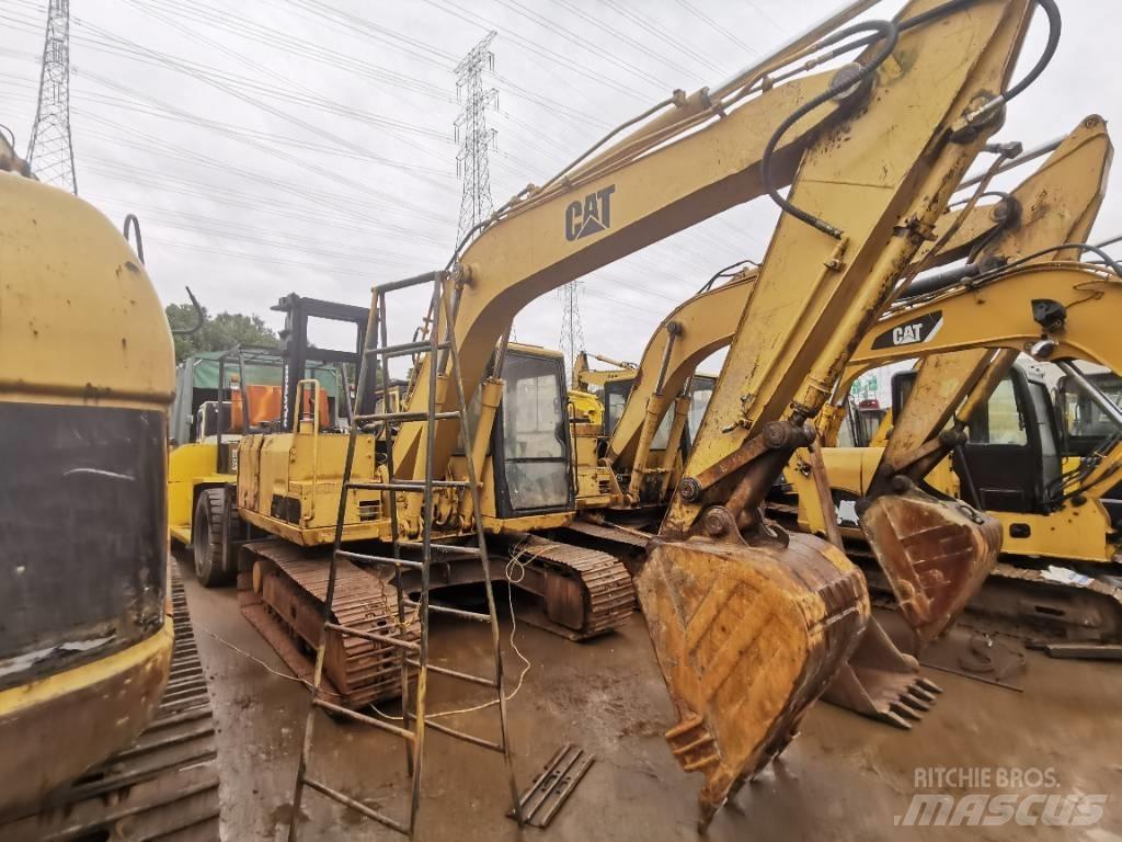 CAT E 70 B Vikšriniai ekskavatoriai