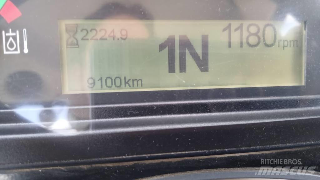 CAT 907 M Naudoti ratiniai krautuvai