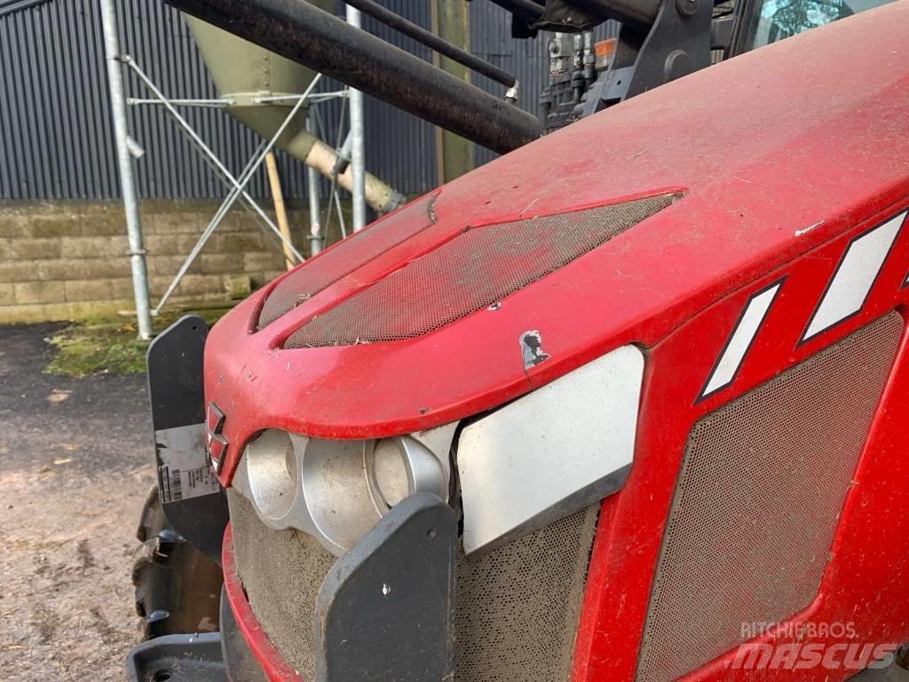 Massey Ferguson 5440 Traktoriai