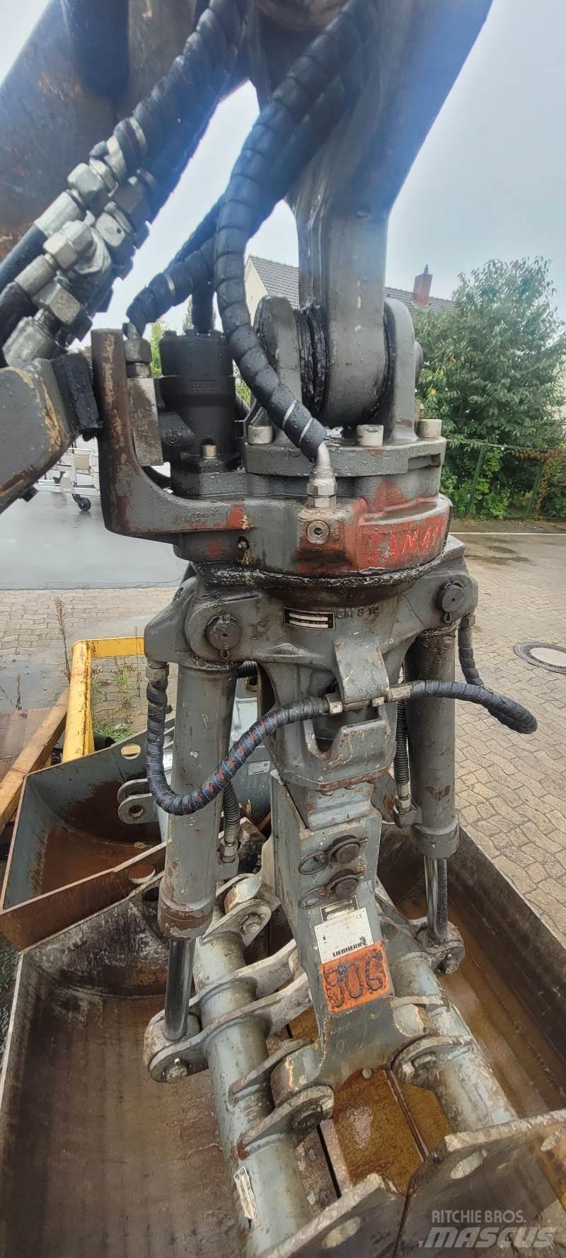 Liebherr GM 10B Priedai