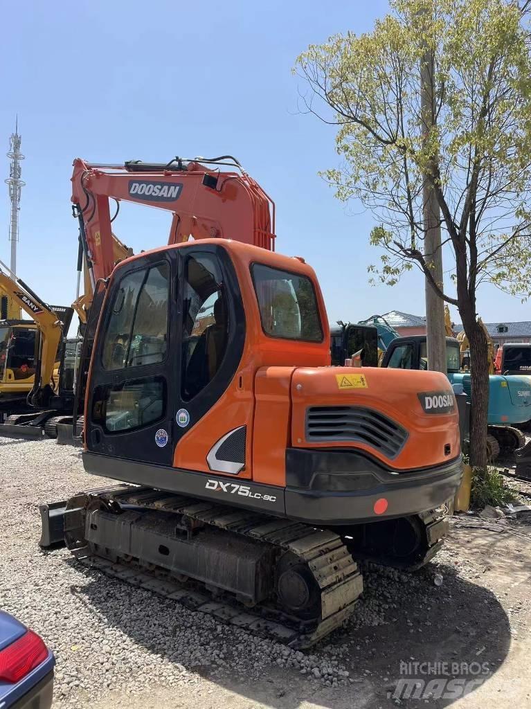Doosan DX75 Mini ekskavatoriai < 7 t
