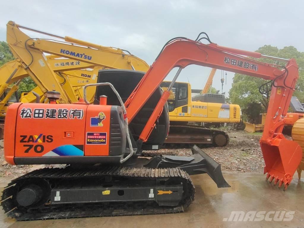 Hitachi ZX 70 Vidutinės galios ekskavatoriai 7-12 t