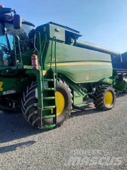 John Deere T 670 i Derliaus nuėmimo kombainai