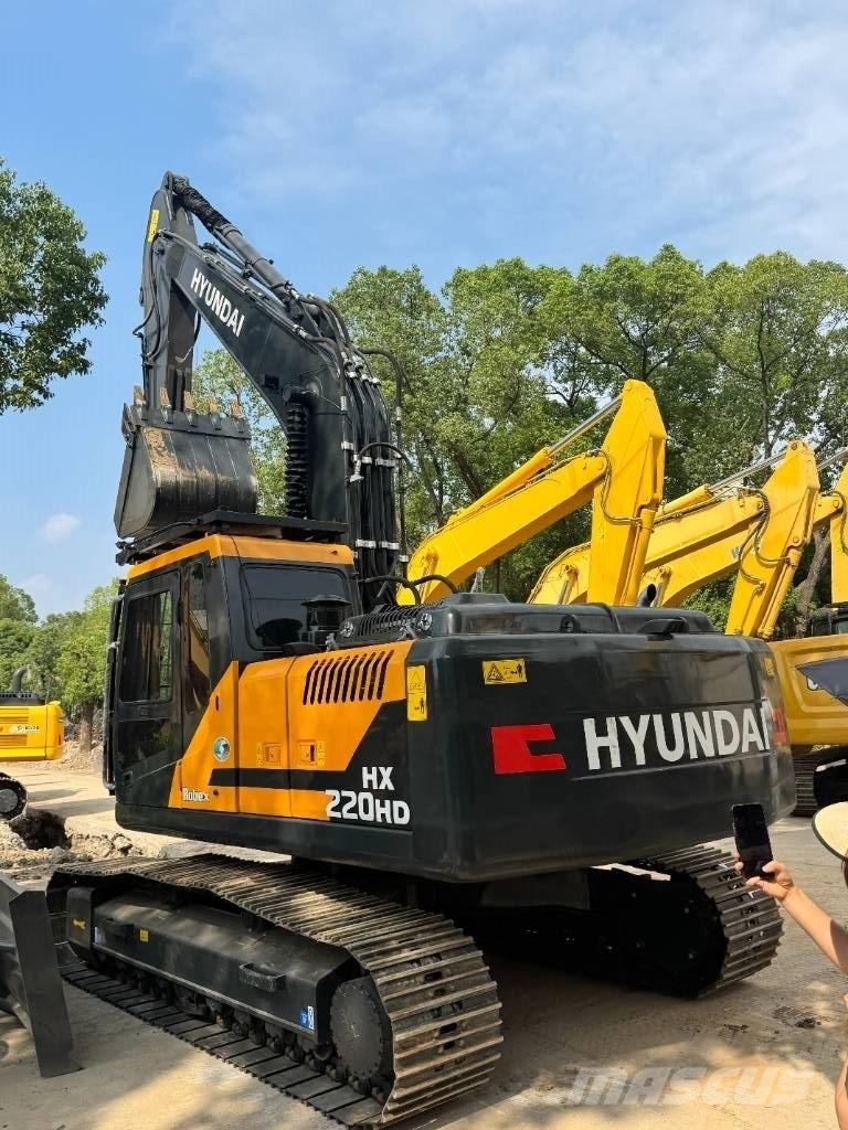Hyundai HX220HD Vidutinės galios ekskavatoriai 7-12 t