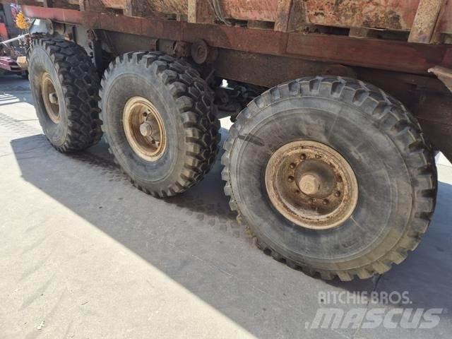 Peecon car-260 L Savivartės priekabos