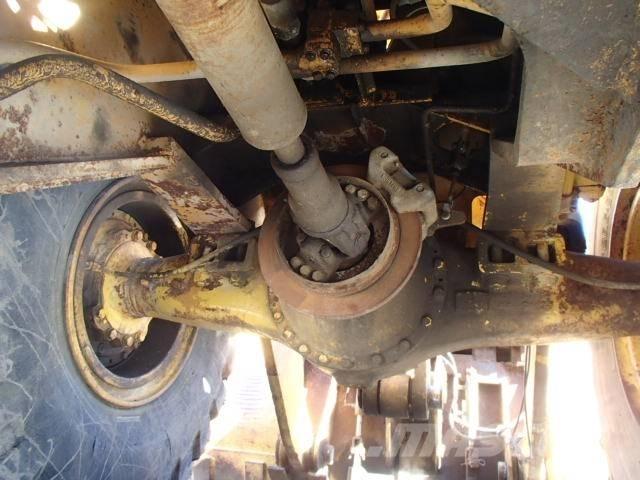 Komatsu WA 450 Naudoti ratiniai krautuvai