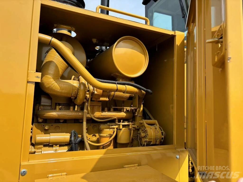 CAT 140 K Greideriai