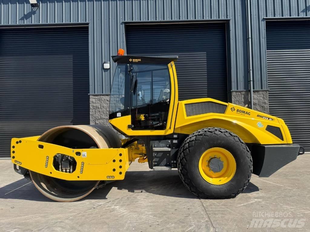 Bomag BW 213 D H-2 Vieno būgno volai