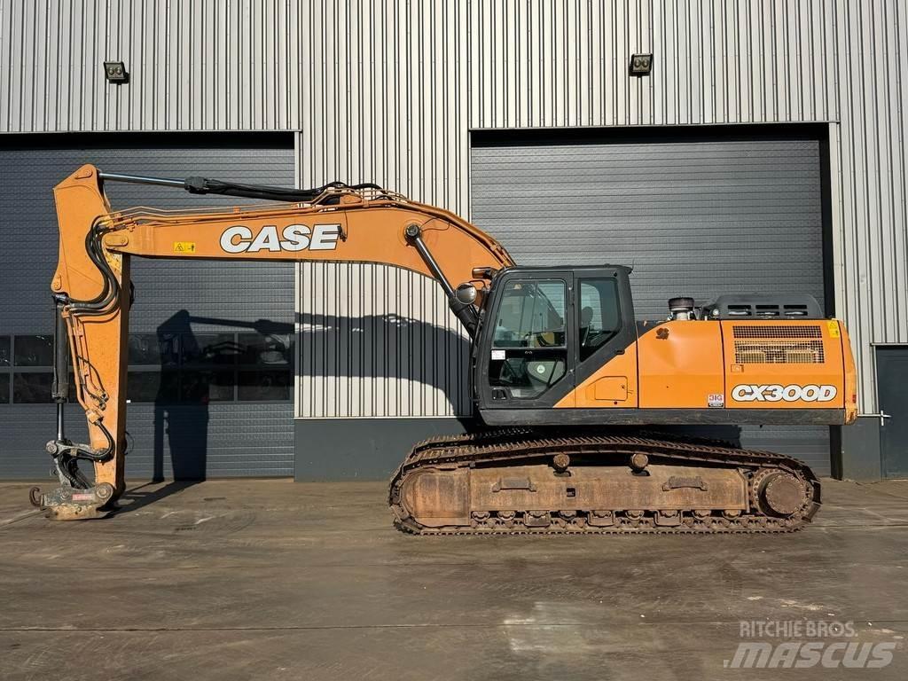 CASE CX300D Vikšriniai ekskavatoriai