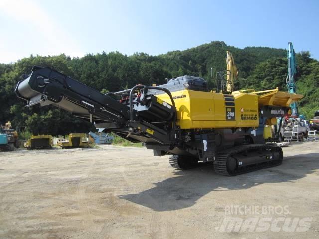 Komatsu BR380JG-3 Mobilūs smulkintuvai