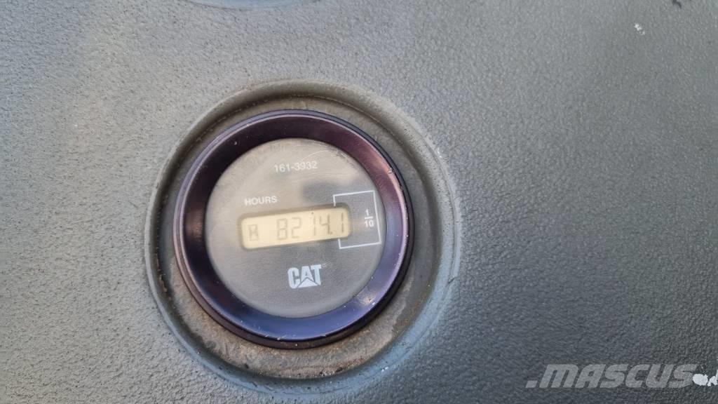 CAT 432 D Ekskavatoriniai krautuvai