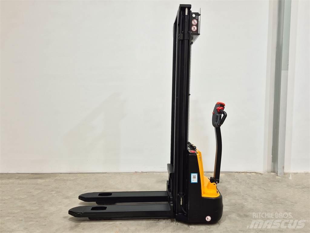  ESA121 2S360 Rankiniai vėžimėliai