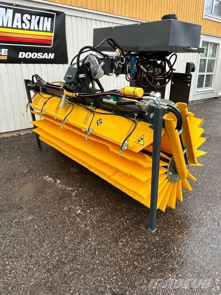 Stark RSW 2500C-BM Naudoti ratiniai krautuvai