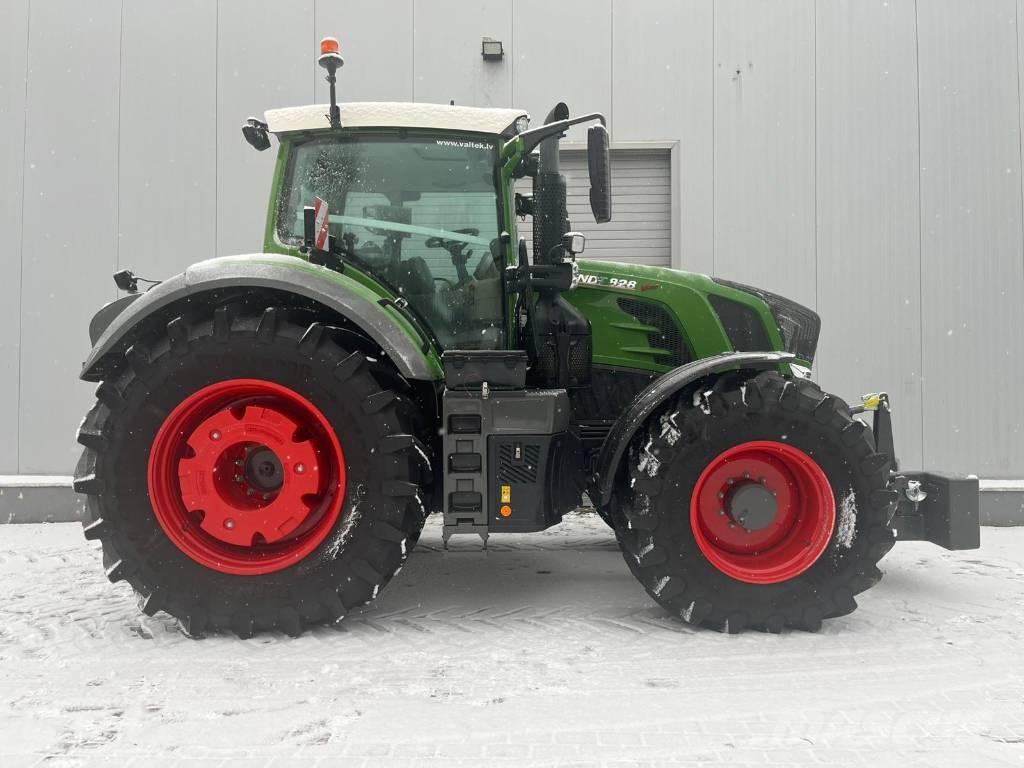 Fendt 828 Traktoriai