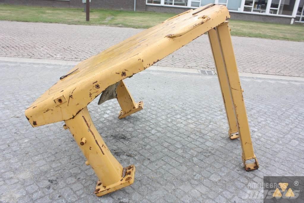 CAT D8N O-rops cab Kabinos ir salonai