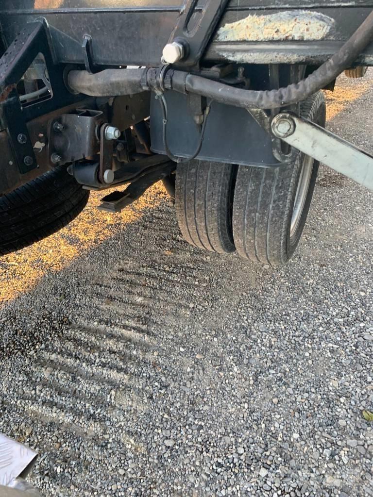  SEQUANI CTE 20.10 Ant vilkikų montuojamos kėlimo platformos