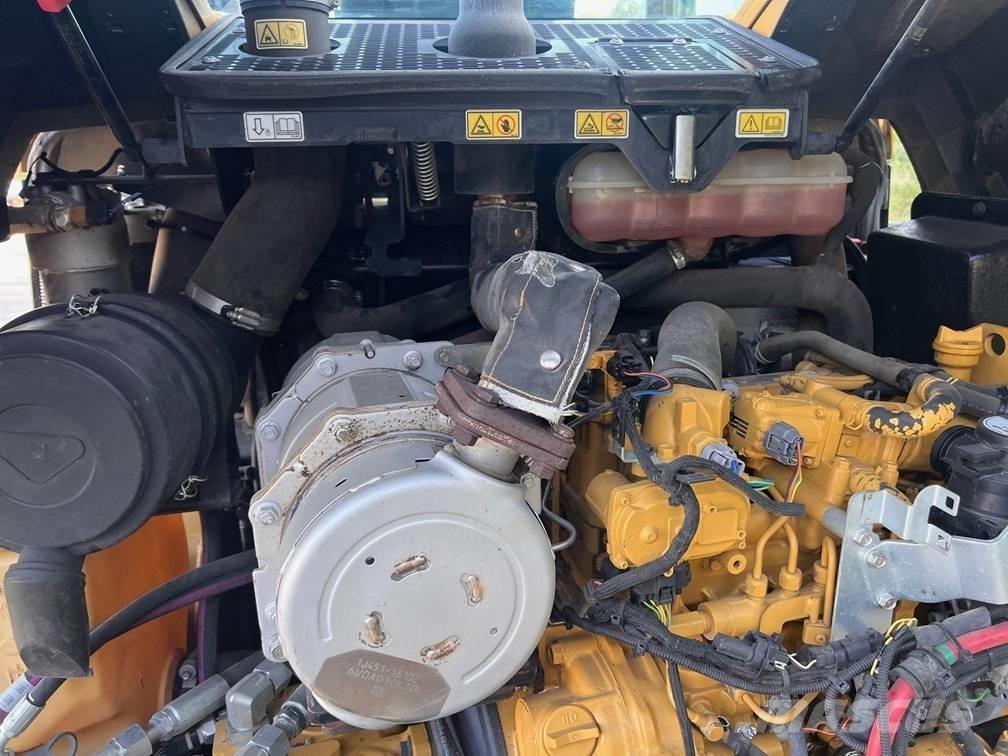 CAT 908M Radlader Naudoti ratiniai krautuvai