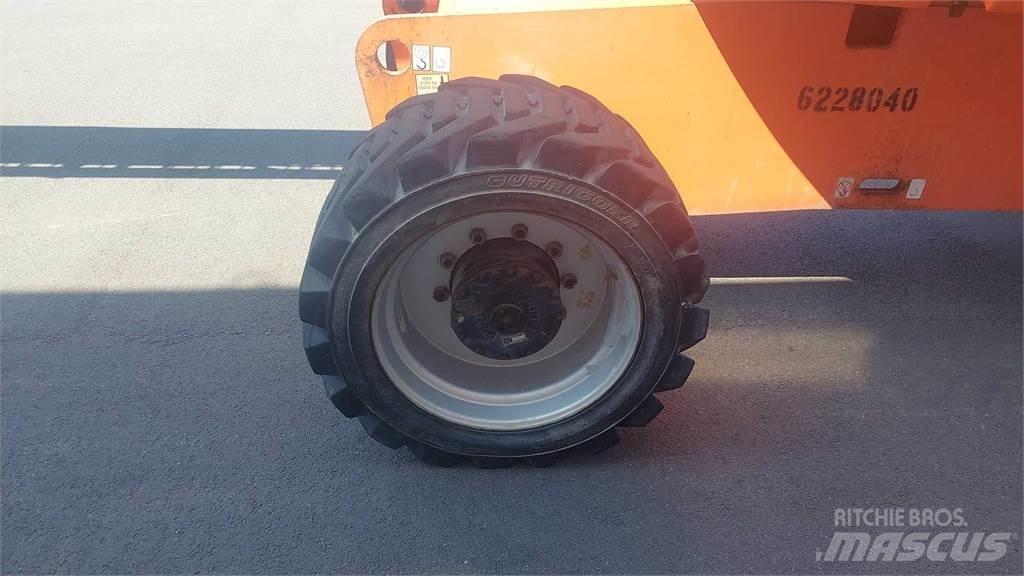JLG 860SJ Teleskopiniai keltuvai