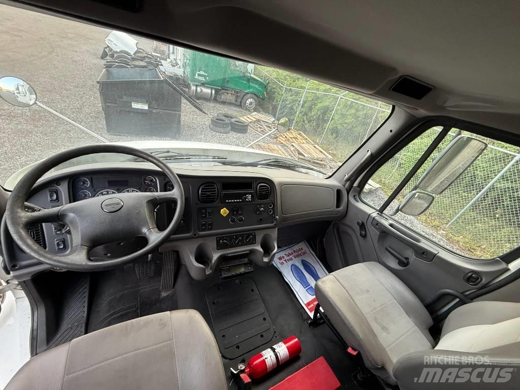 Freightliner M 106 Vilkikai šaldytuvai