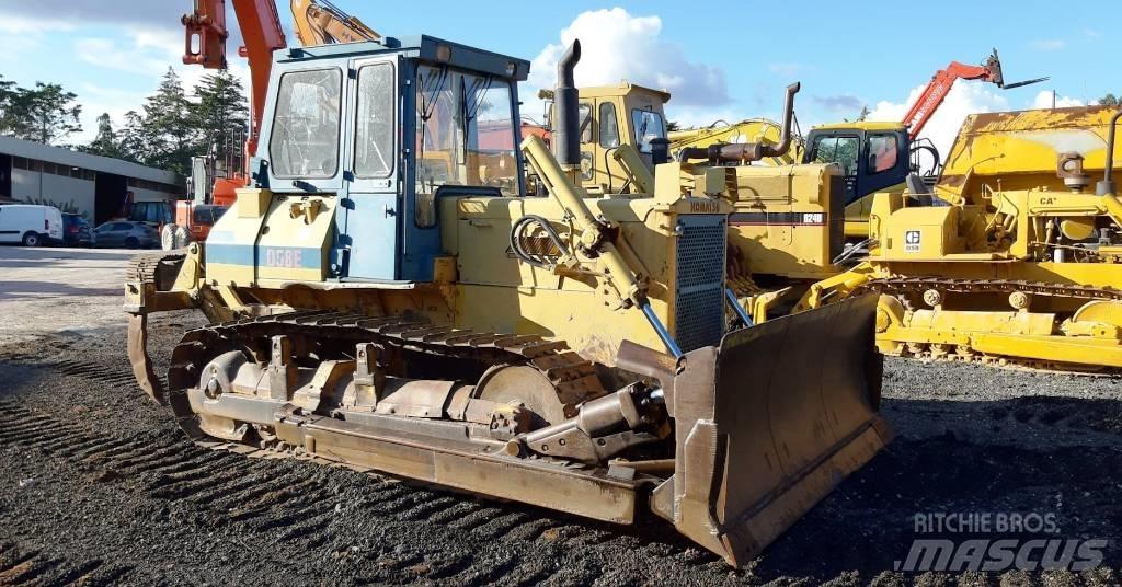 Komatsu D58E-1 Vikšriniai buldozeriai