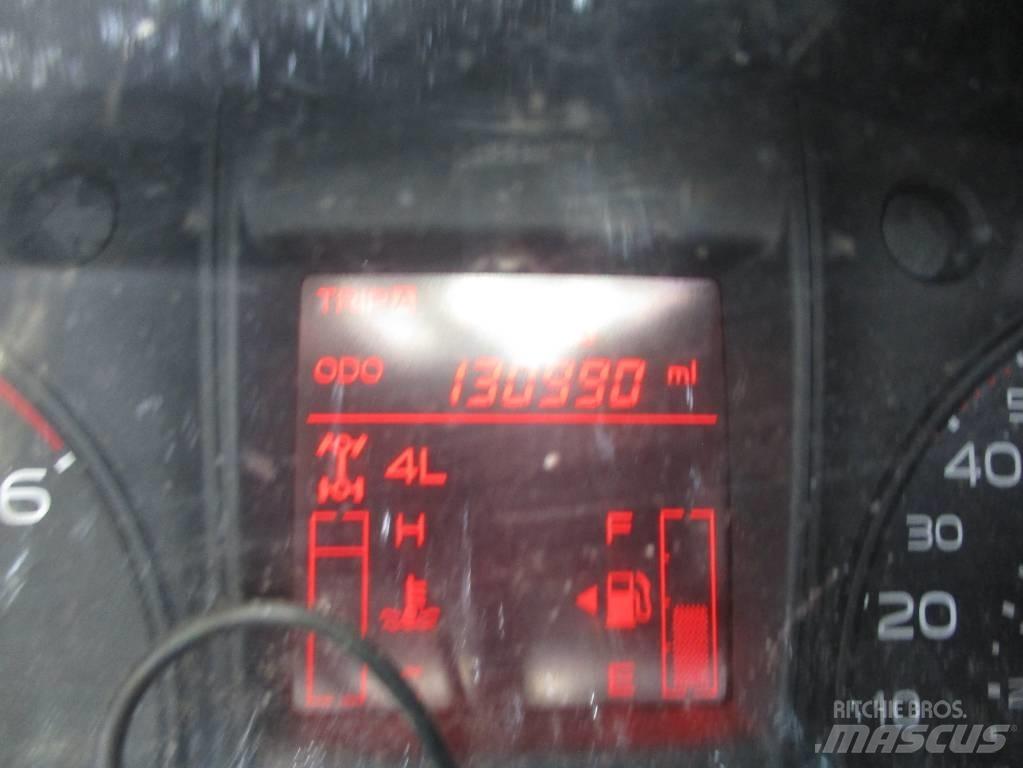 Isuzu D-MAX Pikapai / Bortiniai sunkvežimiai