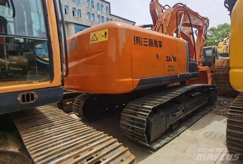 Hitachi ZX 210 Vikšriniai ekskavatoriai