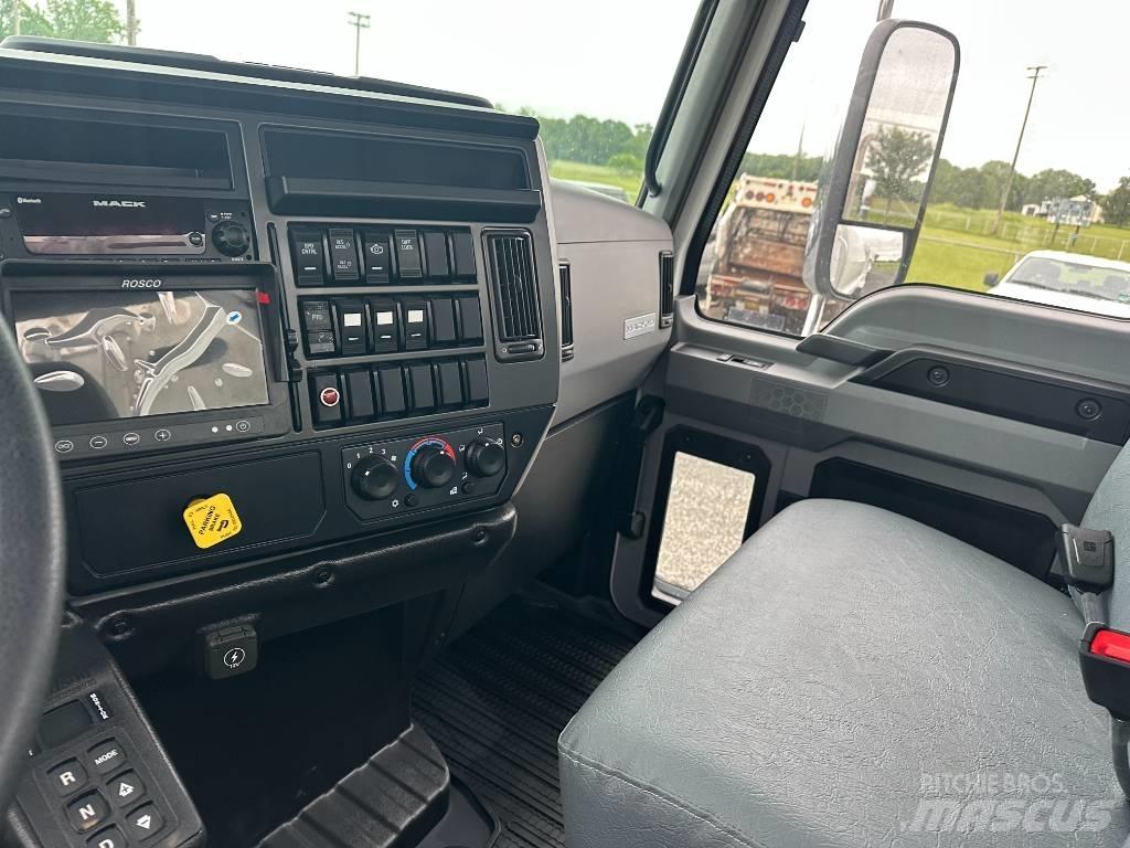 Mack MD7 Šiukšliavežės