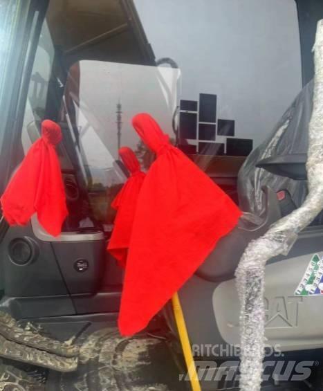 CAT 313GC Vikšriniai ekskavatoriai