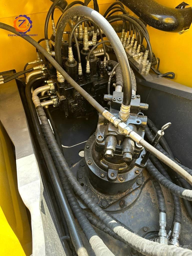 Kobelco SK 200 Vikšriniai ekskavatoriai