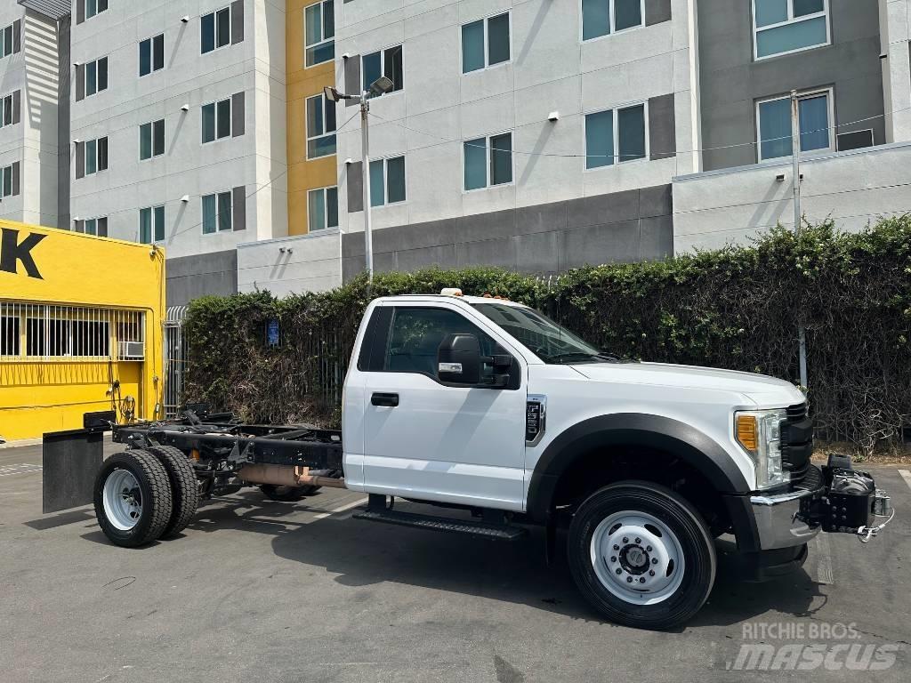 Ford F 550 Važiuoklė su kabina