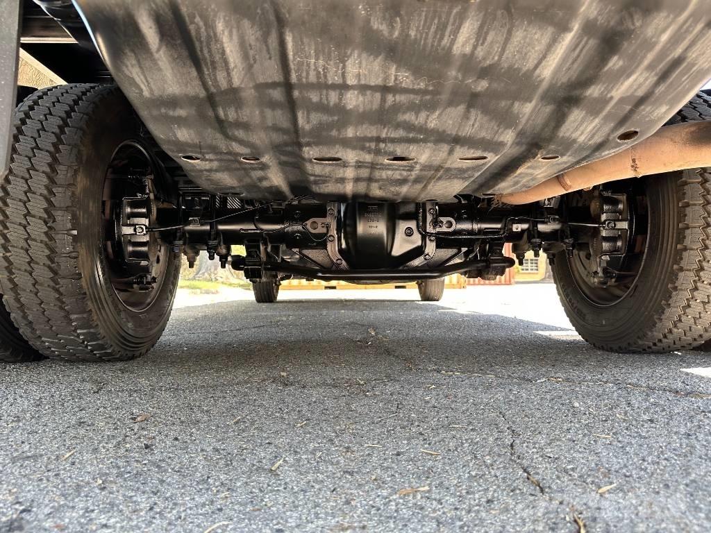 Ford F 550 Sunkvežimiai skiedroms vežti