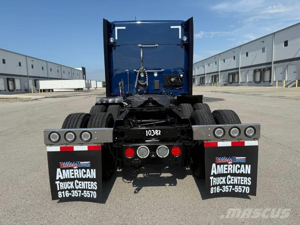 Kenworth W 990 Naudoti vilkikai