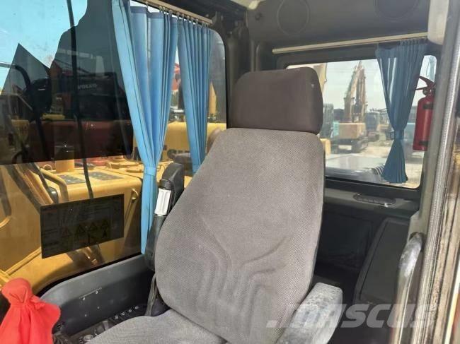 Sany 135C Vikšriniai ekskavatoriai