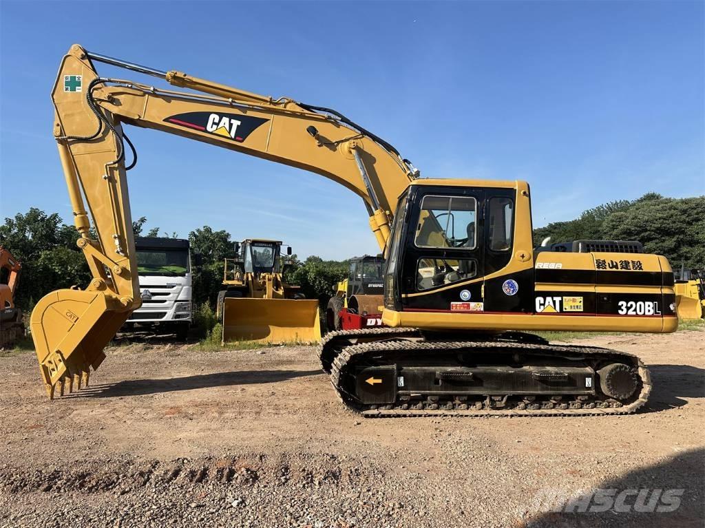 CAT 320 B L Vikšriniai ekskavatoriai
