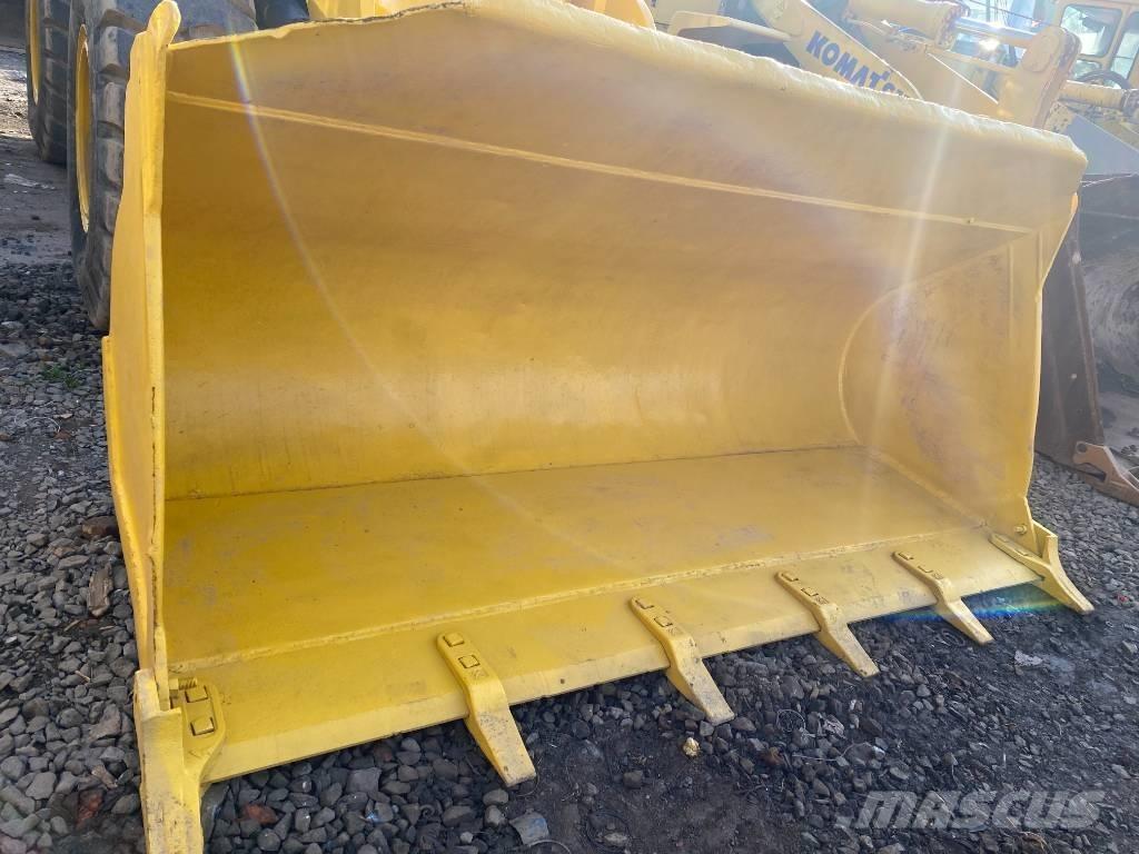 Komatsu WA 320-5 Naudoti ratiniai krautuvai