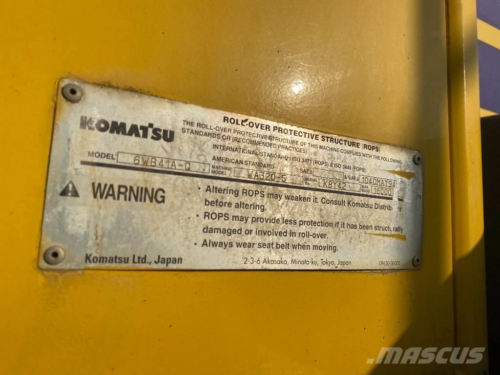Komatsu WA 320-5 Naudoti ratiniai krautuvai