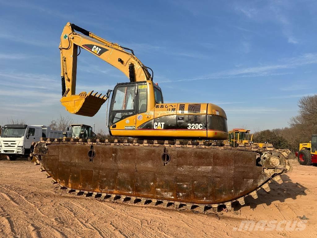 CAT 320 C L Amfibiniai ekskavatoriai