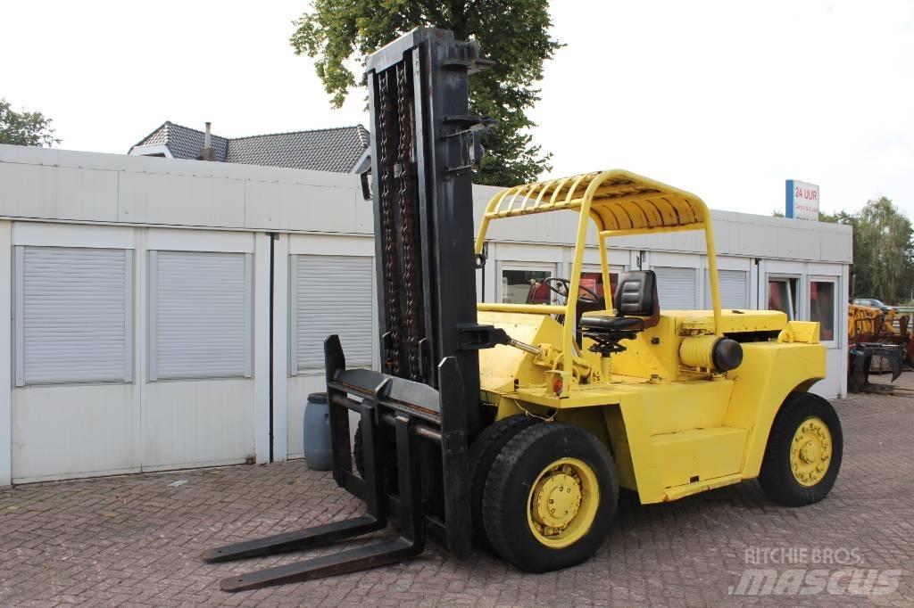 TCM FD100 Dyzeliniai krautuvai